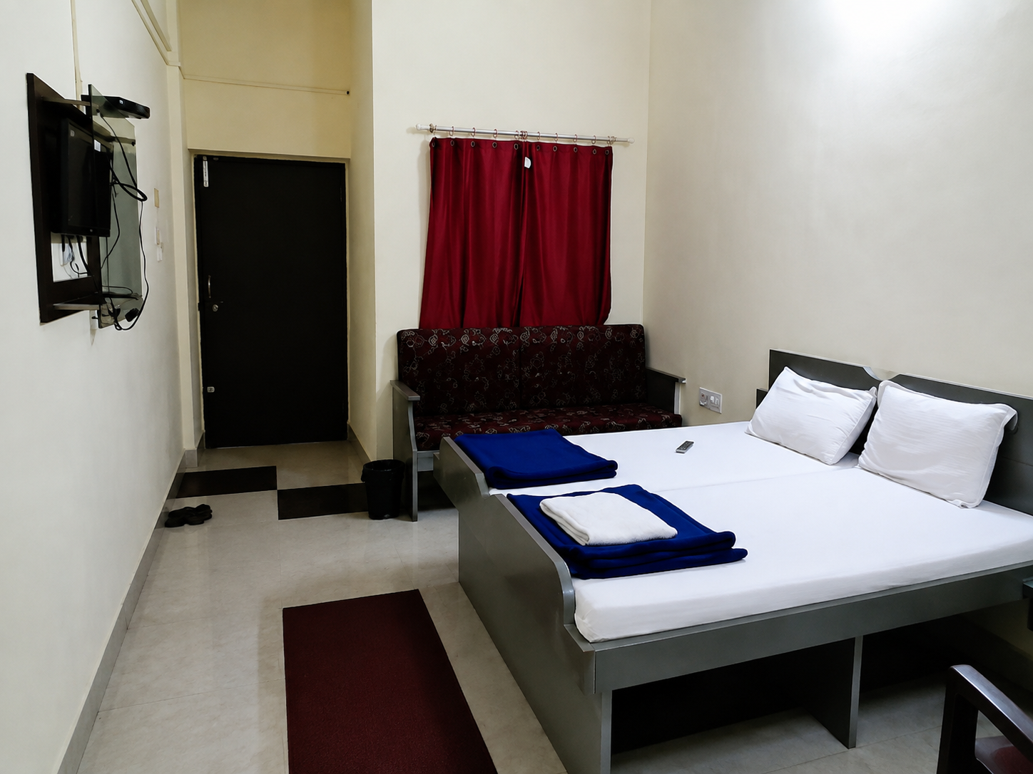 Non AC Room